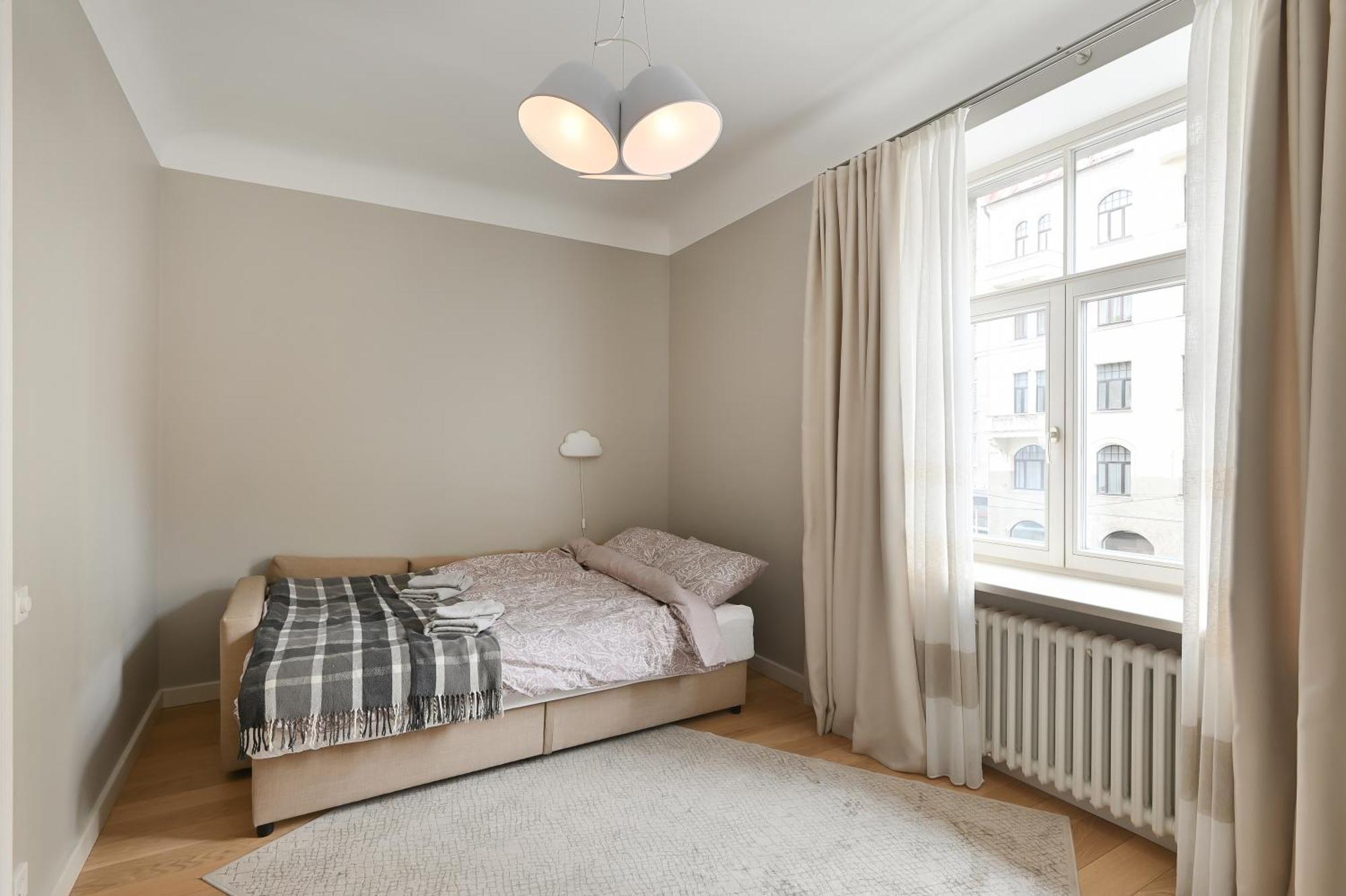 Modern 2-Bdrm Centre Apartment Riga Exterior photo